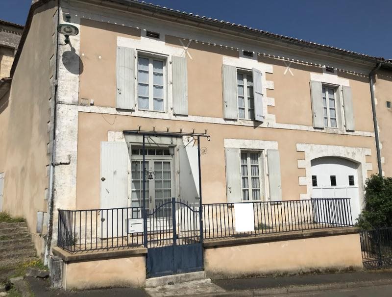 Vente Maison CHARRAS - 4 pièces -117 m² - (16380)