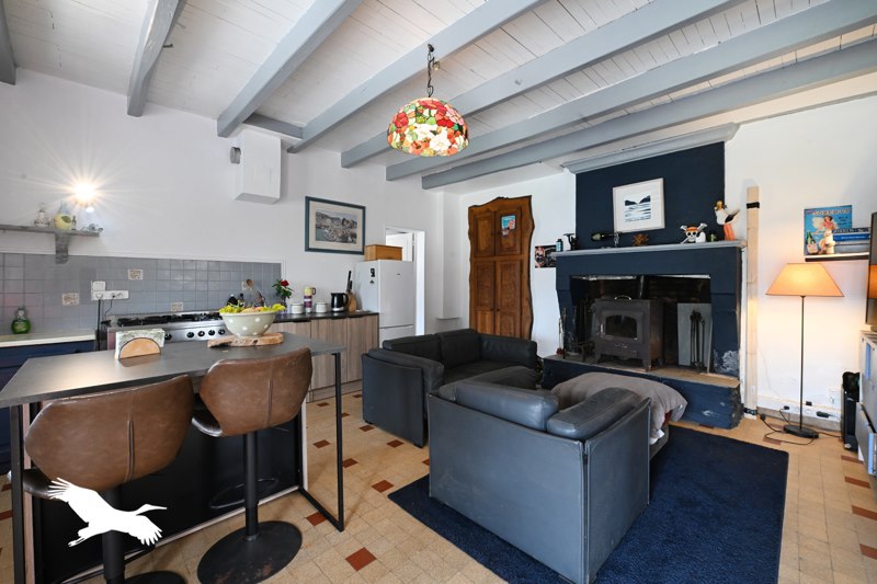Vente Maison COMBIERS - 10 pièces -238 m² - (16320)