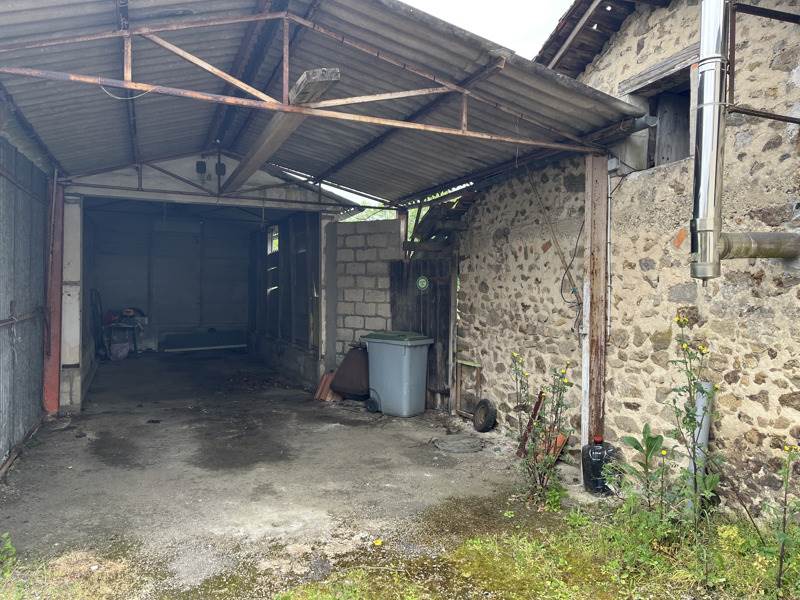Vente Maison ROUZEDE - 4 pièces -106 m² - (16220)