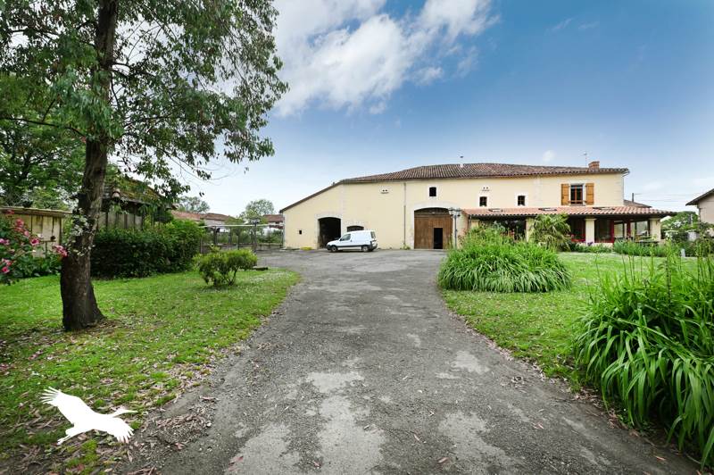 Vente Maison ROUZEDE 16220 5 pièces - 206 m²