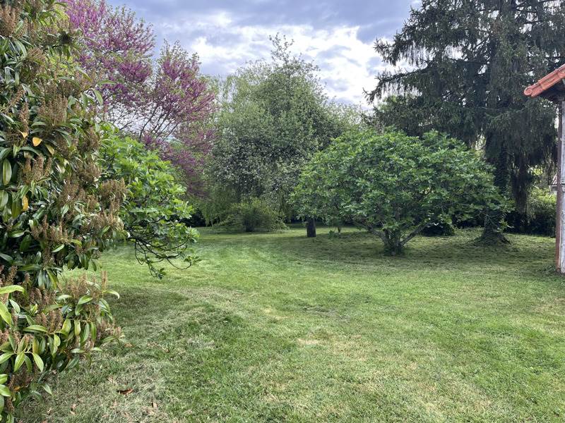 Vente Grange MONTBRON - 1 pièce - - (16220)
