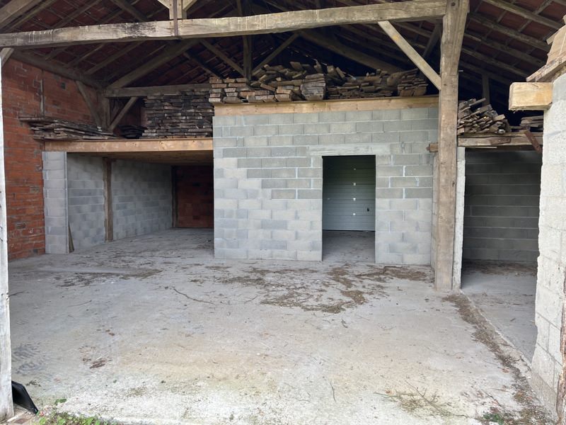Vente Grange MONTBRON - 1 pièce - - (16220)