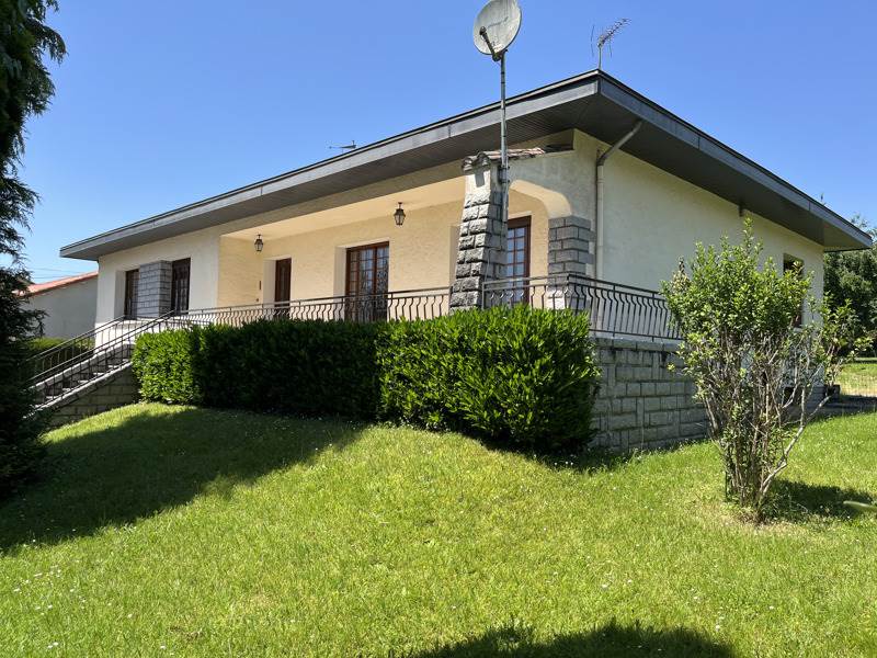 Vente Maison MASSIGNAC - 6 pièces -157 m² - (16310)
