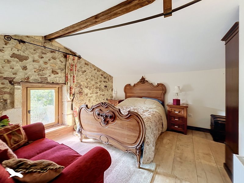 Vente Maison Montbron - 8 pièces -200 m² - (16220)