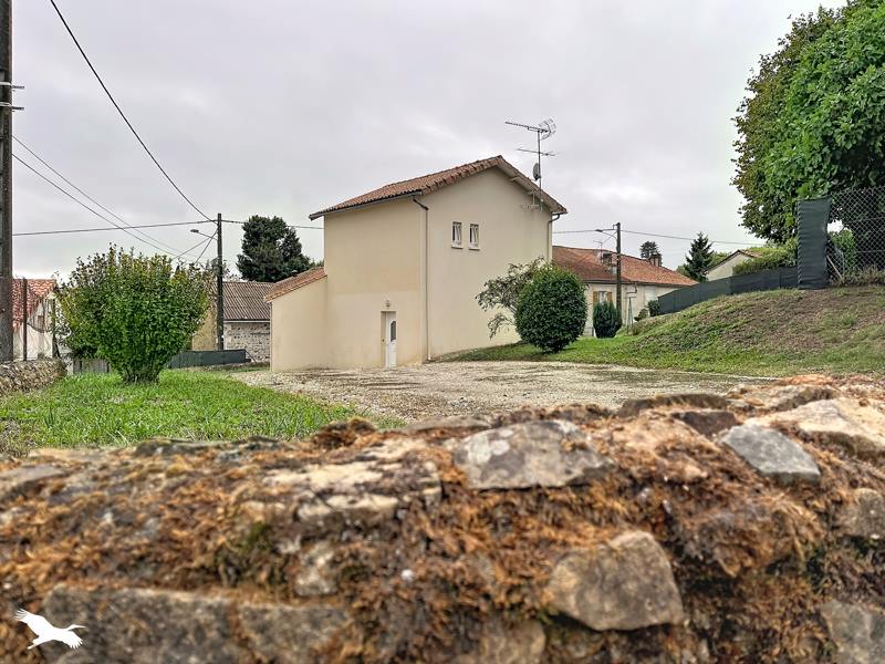 Vente Maison Écuras - 3 pièces -69 m² - (16220)