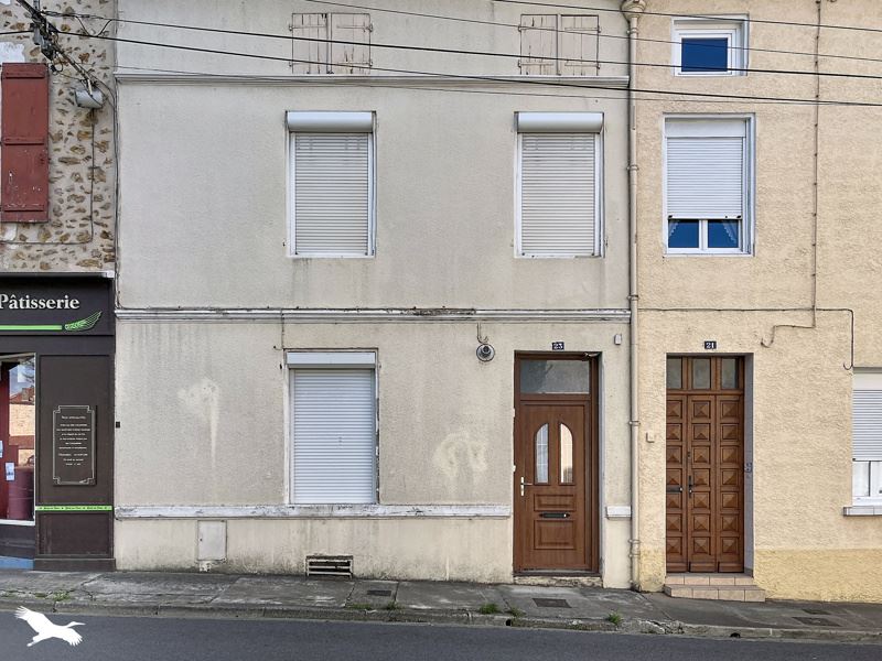 Vente Maison Montbron - 6 pièces -108 m² - (16220)