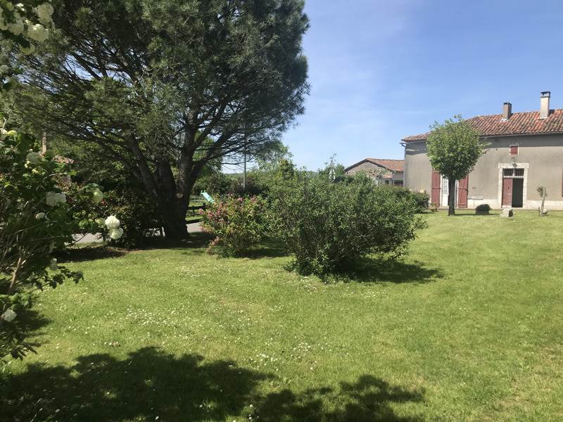 Vente Maison ROUZEDE - 4 pièces -96 m² - (16220)