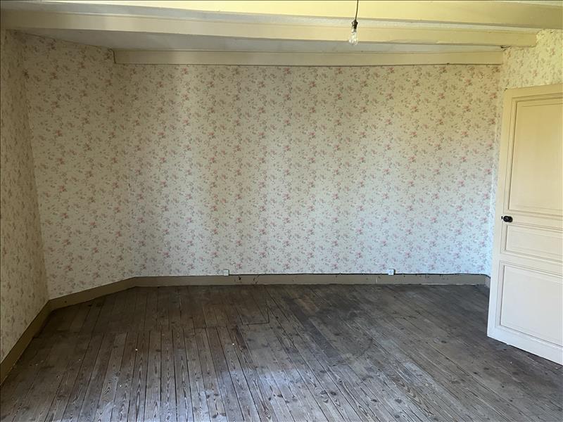 Vente Maison ROUZEDE - 6 pièces -130 m² - (16220)