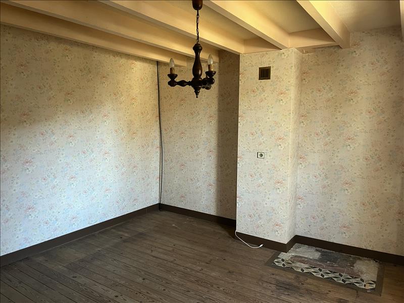 Vente Maison ROUZEDE - 6 pièces -130 m² - (16220)