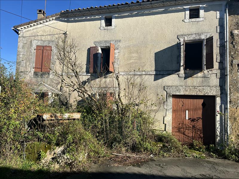 Vente Maison ROUZEDE - 6 pièces -130 m² - (16220)