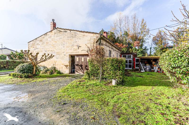 Vente Maison BEGLES - 5 pièces -136 m² - (33130)