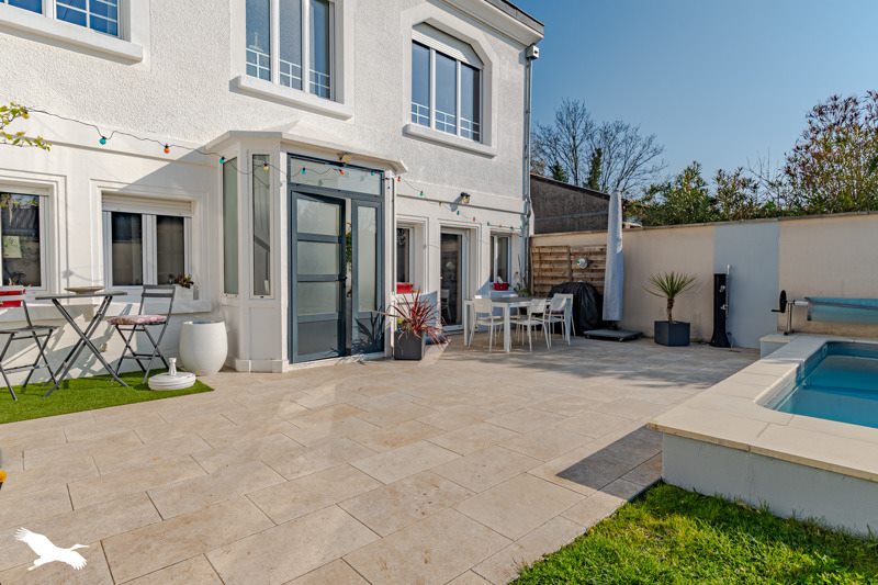 Vente Maison BEGLES - 5 pièces -140 m² - (33130)