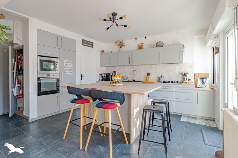 Vente Maison BEGLES - 5 pièces -140 m² - (33130)