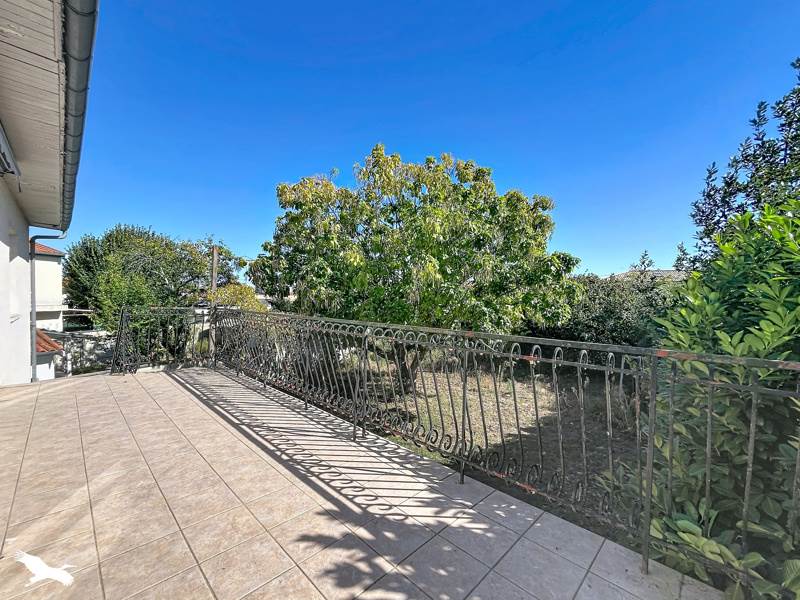 Vente Maison BEGLES - 5 pièces -147 m² - (33130)