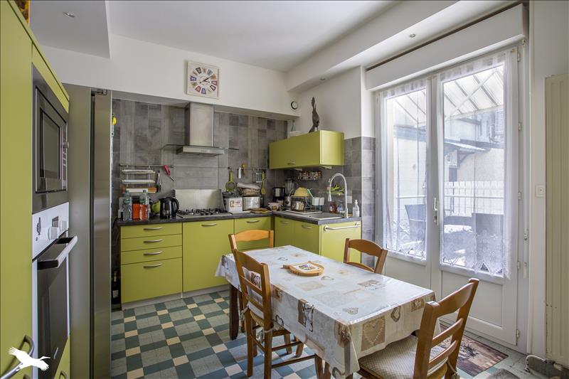 Vente Maison FOURAS - 6 pièces -122 m² - (17450)