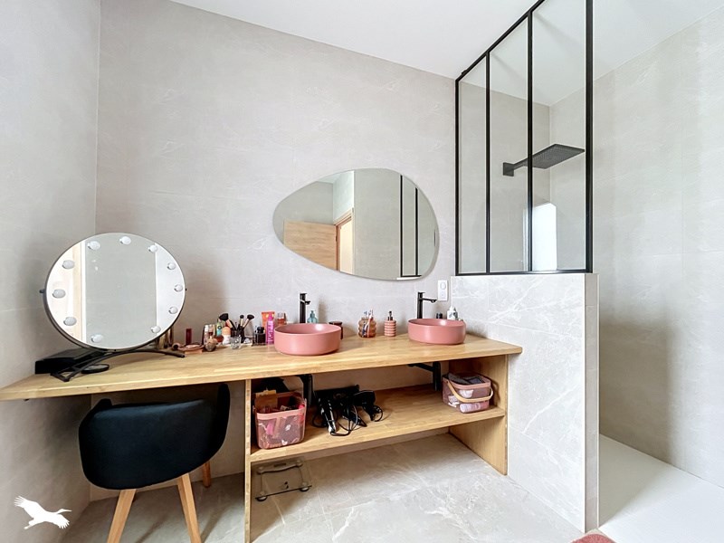 Vente Maison ST LAURENT DE LA PREE - 5 pièces -172 m² - (17450)