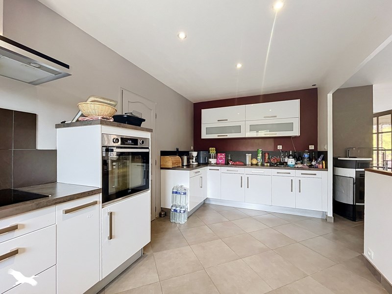 Vente Maison BREUIL MAGNE - 5 pièces -138 m² - (17870)