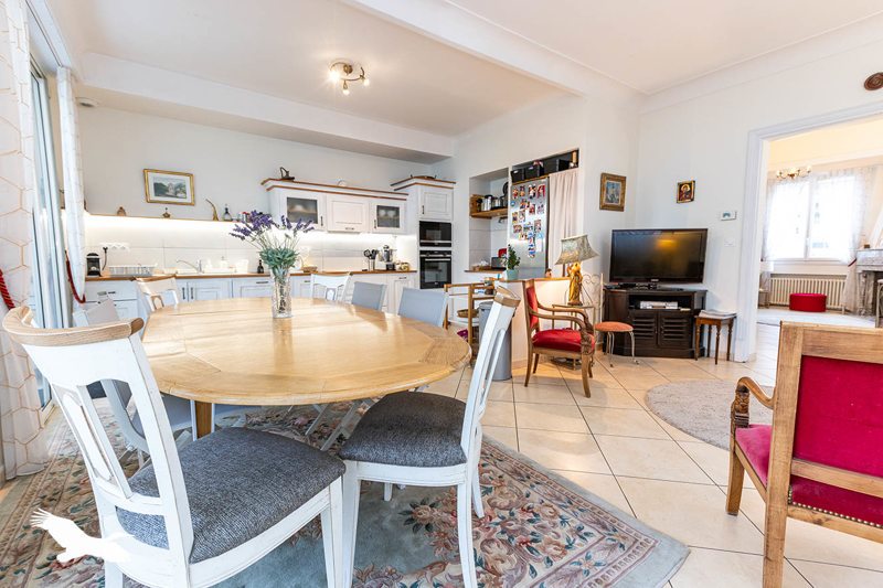 Vente Maison LOURDES - 11 pièces -284 m² - (65100)