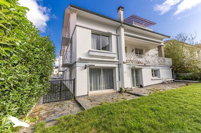 Vente Maison LOURDES - 11 pièces -284 m² - (65100)