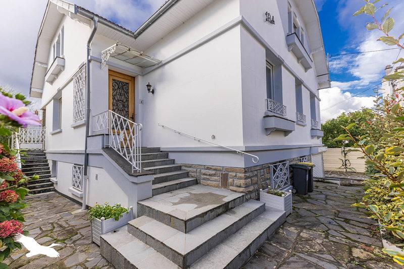 Vente Maison LOURDES - 11 pièces -284 m² - (65100)