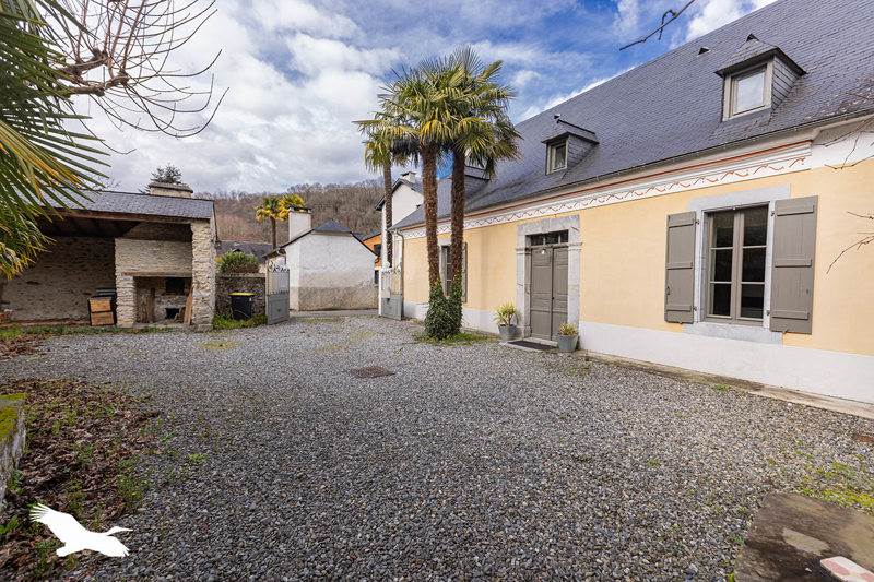 Vente Maison LEZIGNAN - 4 pièces -150 m² - (65100)