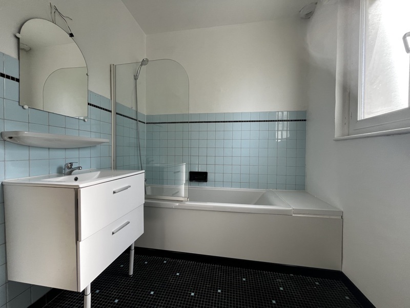 Vente Maison LOURDES - 8 pièces -180 m² - (65100)