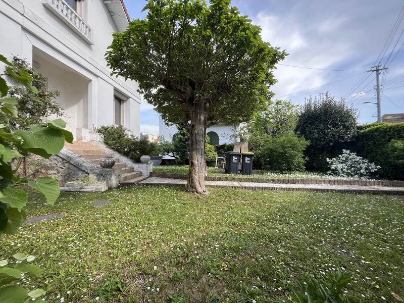 Vente Maison LOURDES - 5 pièces -181 m² - (65100)