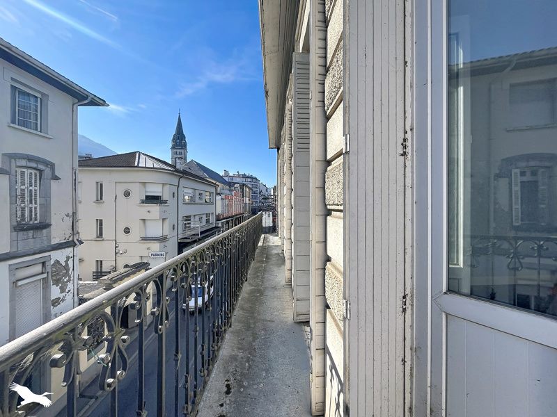 Vente Immeuble Lourdes - -  270 m² - (65100)