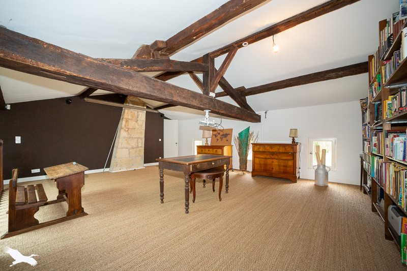 Vente Maison CEZAC - 7 pièces -279 m² - (33620)