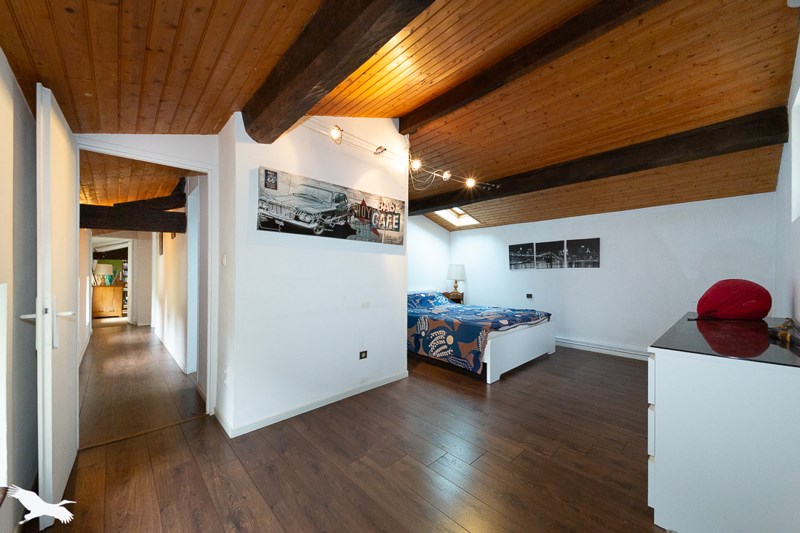 Vente Maison CEZAC - 7 pièces -279 m² - (33620)