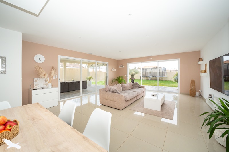 Vente Maison LARUSCADE - 4 pièces -108 m² - (33620)
