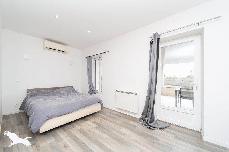 Vente Maison CIVRAC DE BLAYE - 4 pièces -152 m² - (33920)