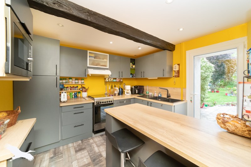 Vente Maison LARUSCADE - 5 pièces -131 m² - (33620)