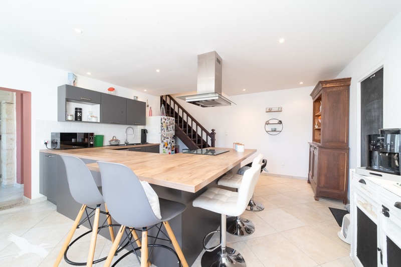 Vente Maison LARUSCADE - 4 pièces -113 m² - (33620)