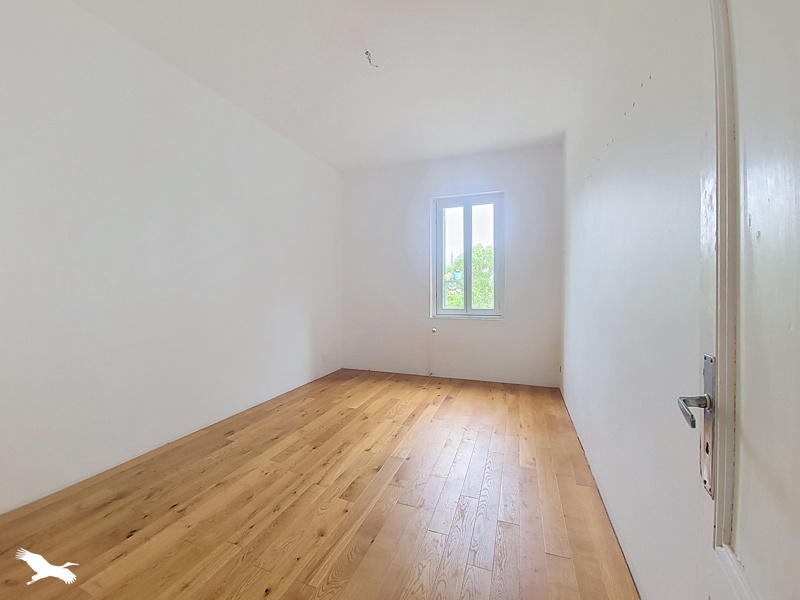 Vente Maison LARUSCADE - 5 pièces -135 m² - (33620)