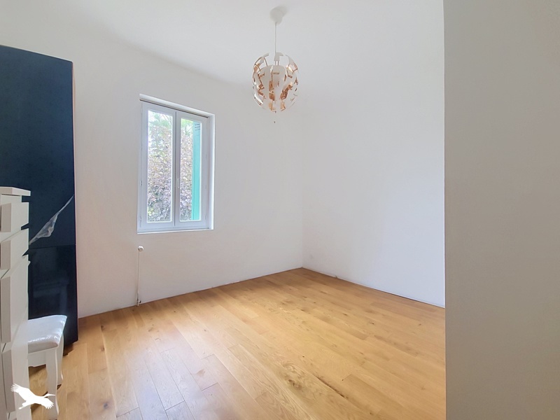 Vente Maison LARUSCADE - 5 pièces -135 m² - (33620)