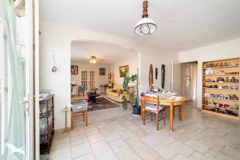 Vente Maison CAVIGNAC - 6 pièces -129 m² - (33620)