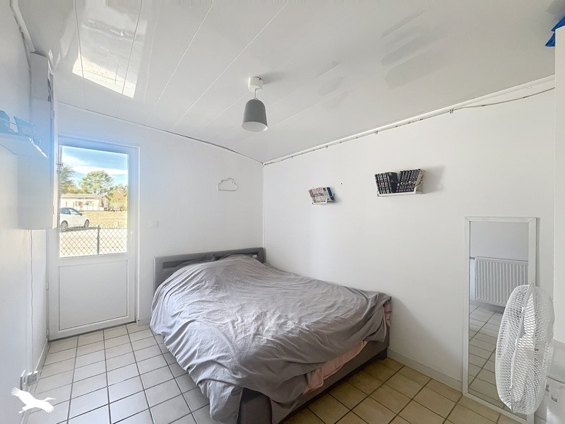 Vente Maison Saint-Yzan-de-Soudiac - 3 pièces -69,7 m² - (33920)