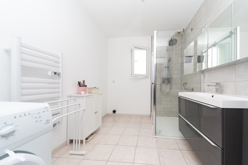 Vente Maison Cavignac - 5 pièces -90 m² - (33620)
