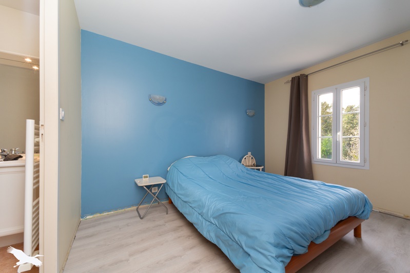 Vente Maison Laruscade - 10 pièces -325 m² - (33620)