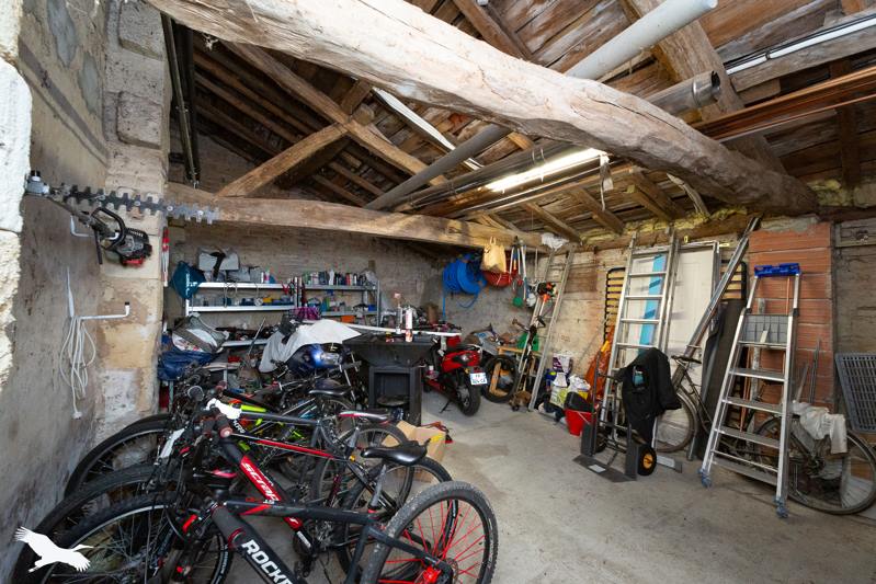 Vente Maison Laruscade - 10 pièces -325 m² - (33620)