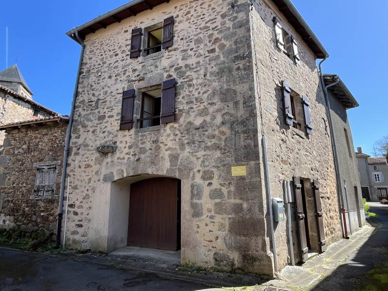 Vente Maison LESTERPS - 2 pièces -50 m² - (16420)