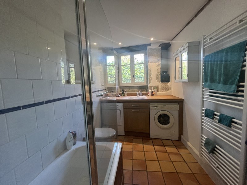 Vente Maison BENEST - 6 pièces -130,2 m² - (16350)