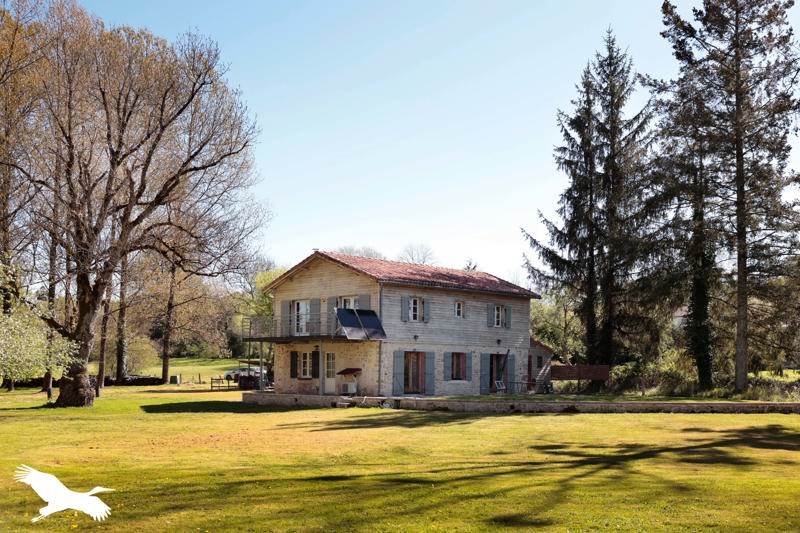 Vente Maison AMBERNAC - 5 pièces -140 m² - (16490)