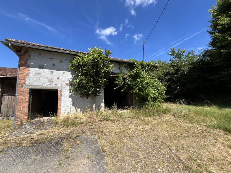 Vente Grange CHABRAC - 1 pièce -120 m² - (16150)