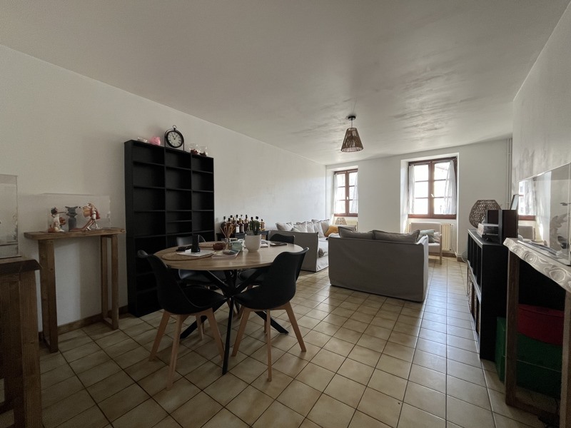 Vente Maison CONFOLENS - 4 pièces -94 m² - (16500)