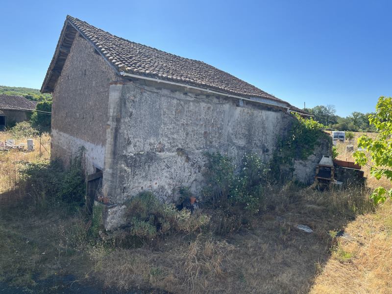 Vente Maison CHIRAC - 3 pièces -88 m² - (16150)