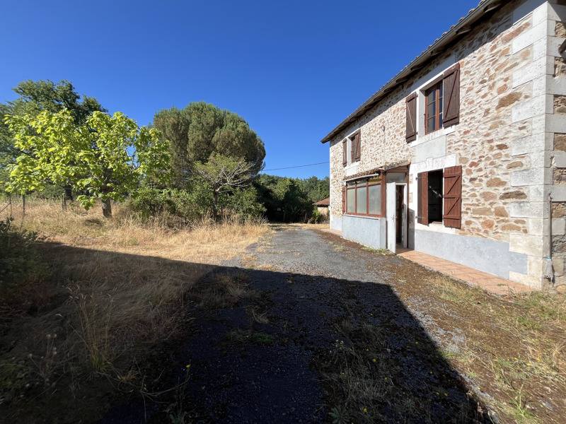 Vente Maison CHIRAC - 3 pièces -88 m² - (16150)