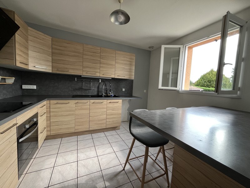 Vente Maison CHABRAC - 7 pièces -188 m² - (16150)