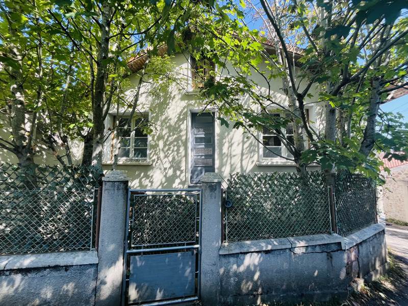 Vente Maison CONFOLENS - 3 pièces -60 m² - (16500)